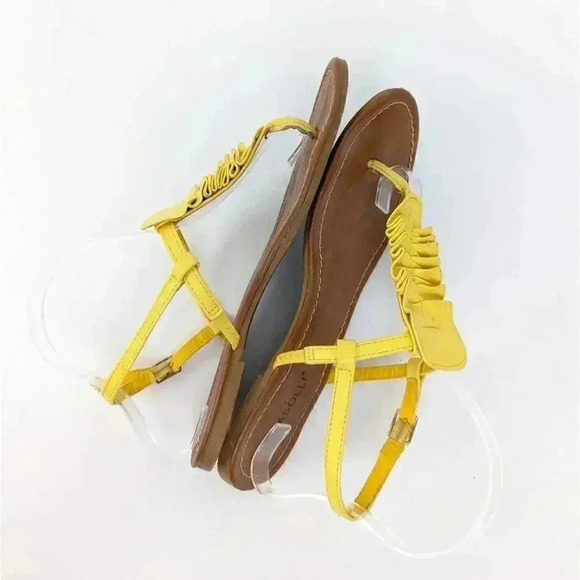 Rasolli Yellow Ruffled Strappy Thong Sandals - 8 - Picture 8 of 10